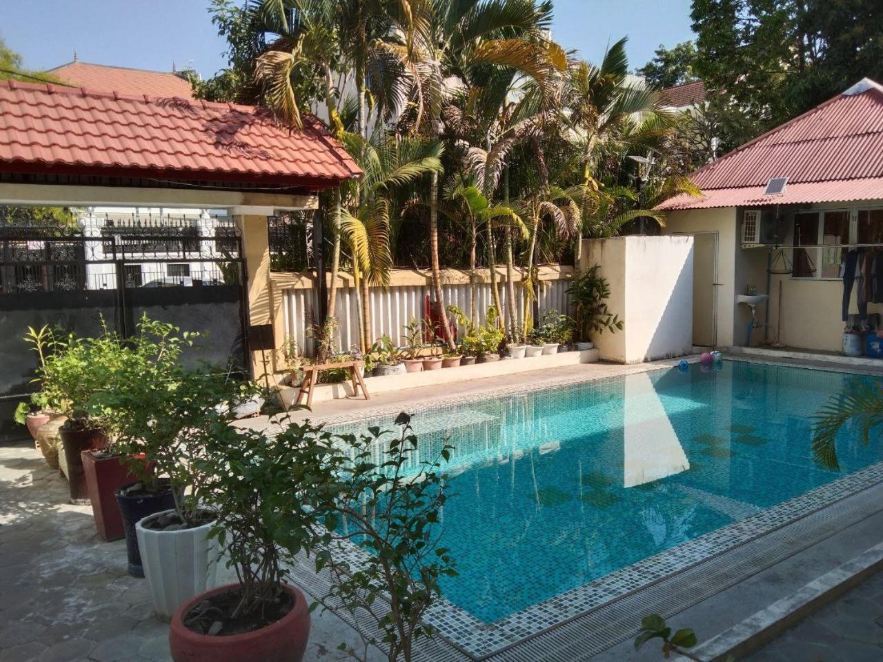 Room 12 - Studio In A Villa 5Mn Walk From The Royal Palace With Swimming Pool Phnom Penh Ngoại thất bức ảnh