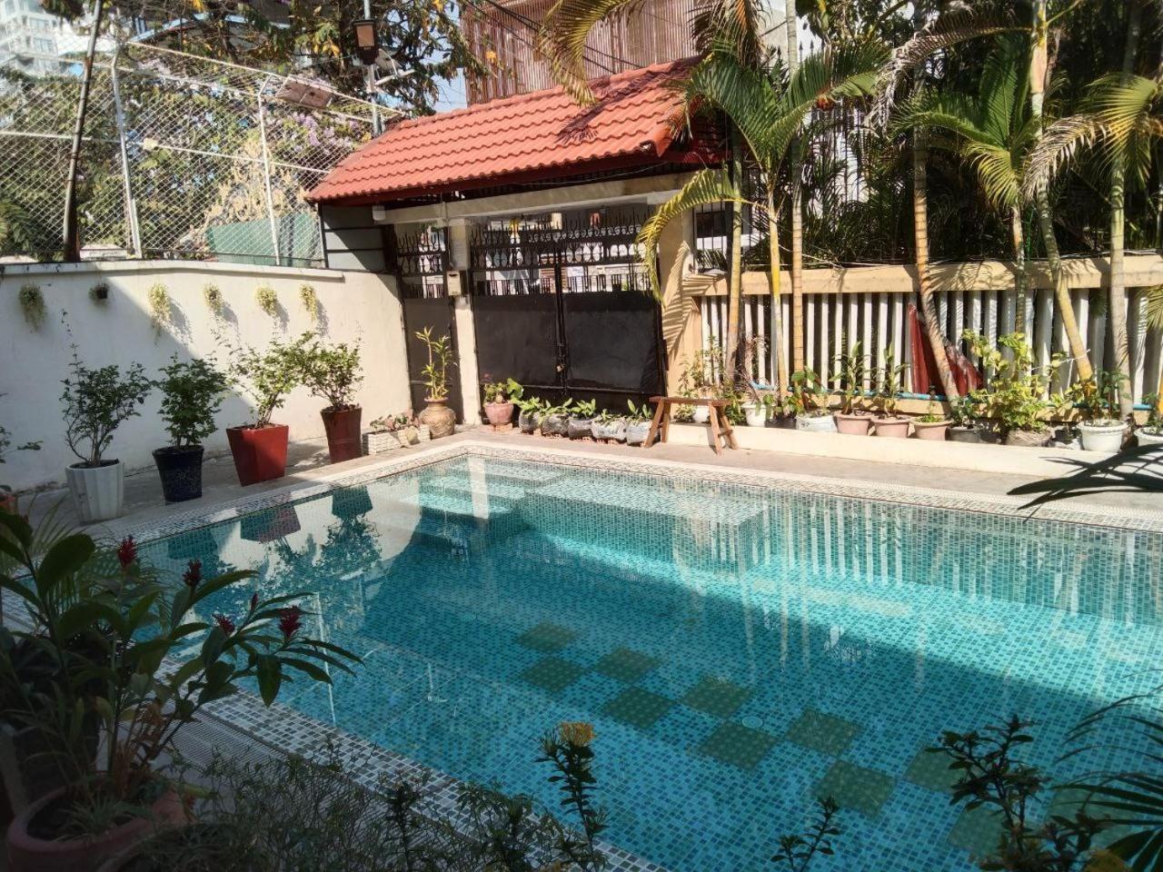 Room 12 - Studio In A Villa 5Mn Walk From The Royal Palace With Swimming Pool Phnom Penh Ngoại thất bức ảnh